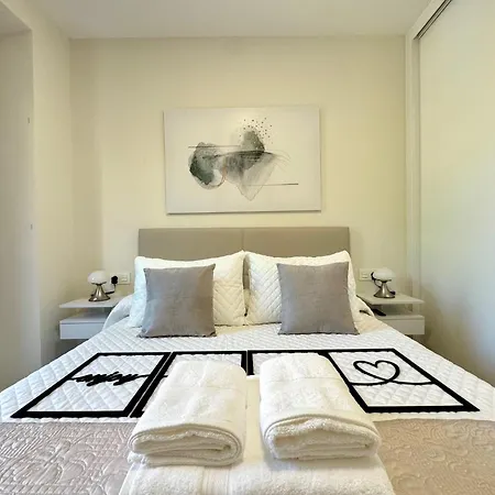 Corrillo Royal Apartment